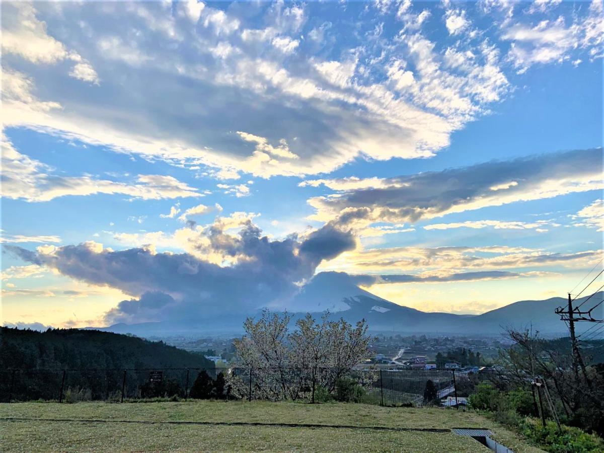 Hotel Just One Fuji Oyama Готемба Экстерьер фото